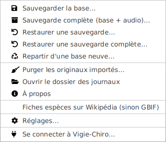 Le menu ☰ déployé : sauvegardes, purge, journaux, « À propos », réglages et connexion.